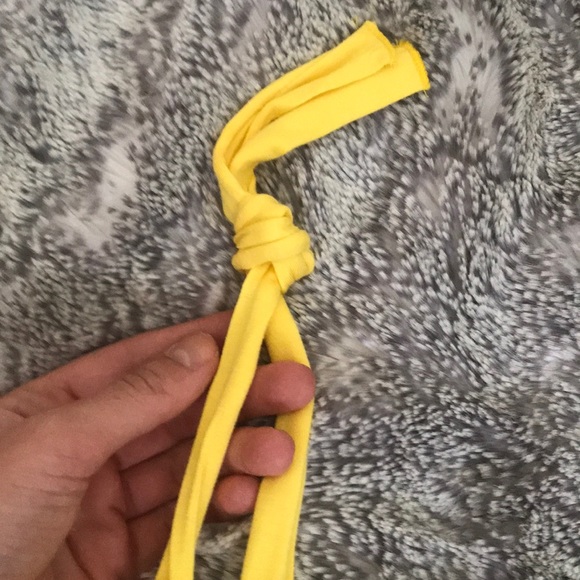 Yellow cropped tank - Picture 3 of 5